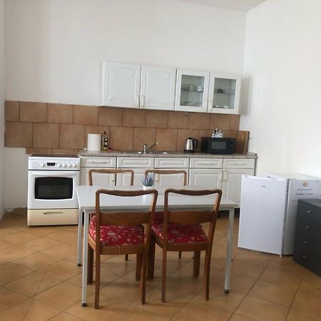 Apartmany Prazska อุสตีนัดลาแบม ภายนอก รูปภาพ