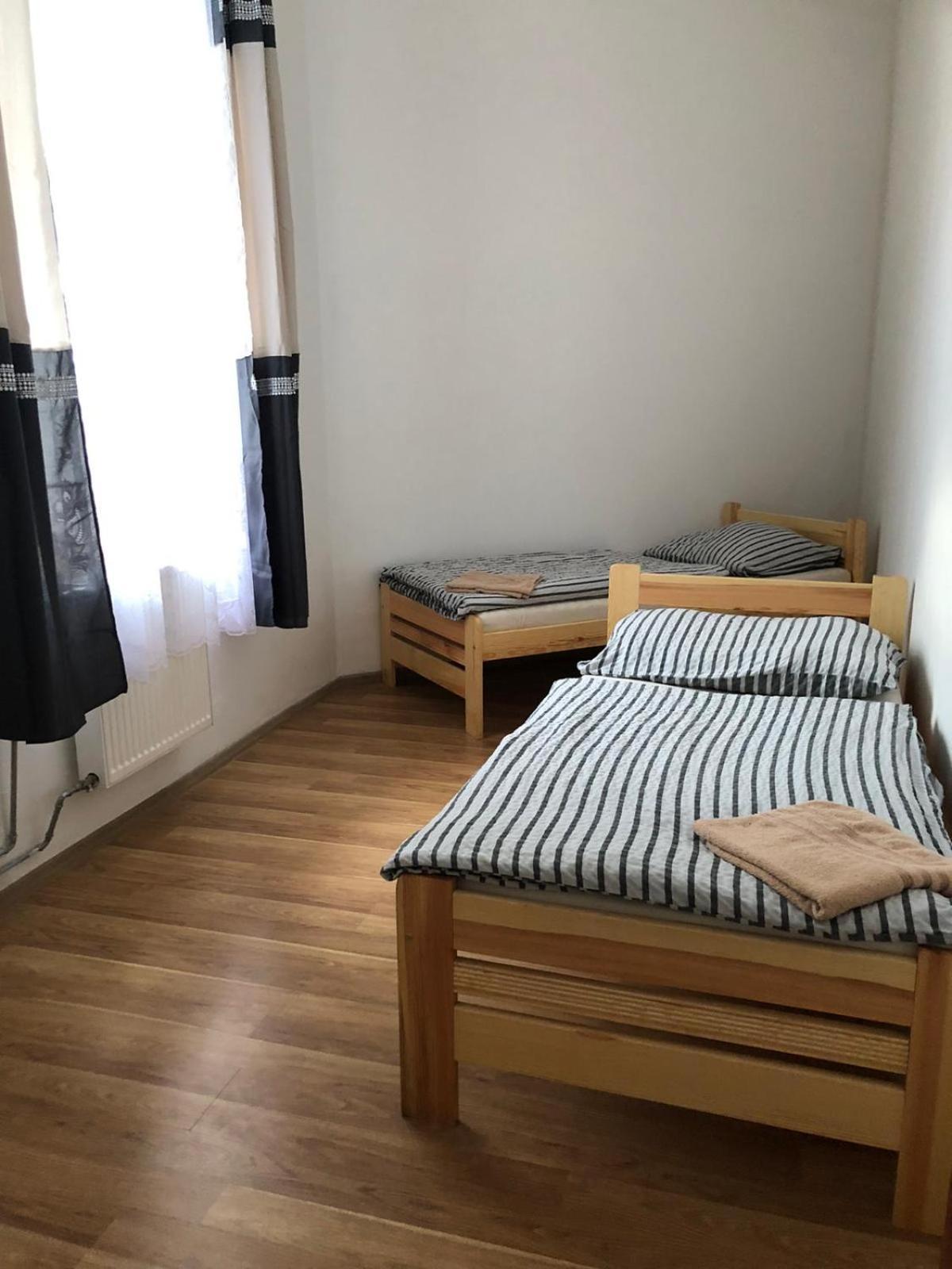 Apartmany Prazska อุสตีนัดลาแบม ภายนอก รูปภาพ